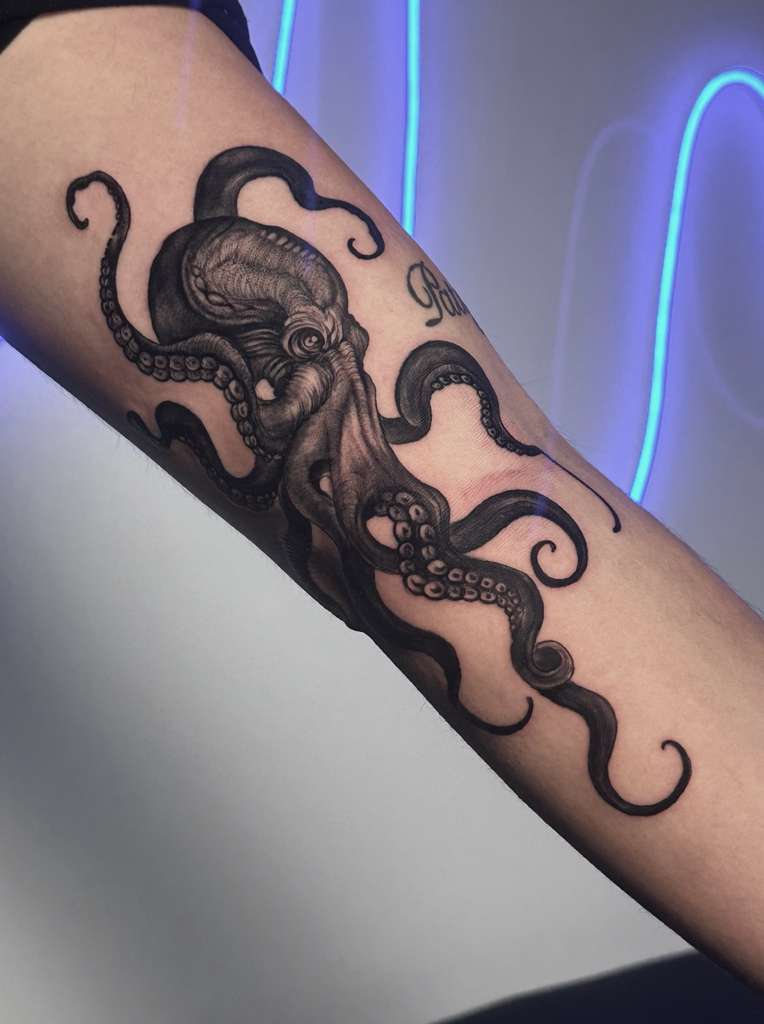 Realismo Tattoo